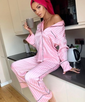 Анкета проститутки Ульяна - город Винницкое, 23 года, №12645